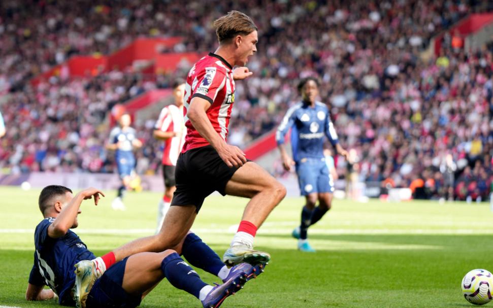 江南体育下载-包含英超新生代球星齐聚热身赛，挑战老牌劲旅的词条